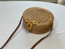 Load image into Gallery viewer, Vintage Round Purse