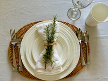 Load image into Gallery viewer, Oval placemat