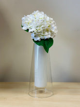 Load image into Gallery viewer, Single Beauty Vase