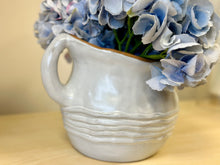 Load image into Gallery viewer, Etruscan Vase