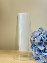 Load image into Gallery viewer, Single Beauty Vase