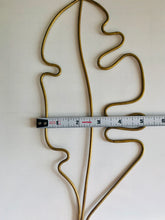 Load image into Gallery viewer, Golden Trellises