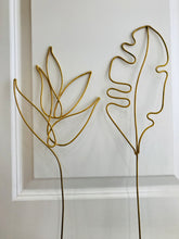 Load image into Gallery viewer, Golden Trellises