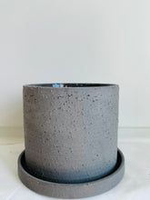 Load image into Gallery viewer, Easton Pot