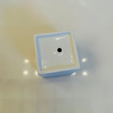 Load image into Gallery viewer, Hendrick Pot