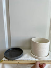 Load image into Gallery viewer, Easton Pot