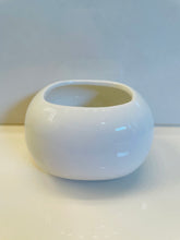 Load image into Gallery viewer, Haley Pot