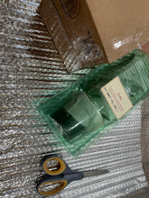 Load image into Gallery viewer, Winter packaging